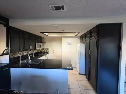 6100 Arbutus Ave #42, Huntington Park, CA 90255