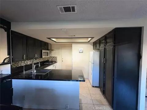 6100 Arbutus Ave #42, Huntington Park, CA 90255