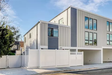 2007 Blossom Ln, Redondo Beach, CA 90278