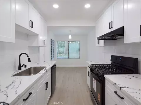 20561 S Vermont #7, Torrance, CA 90502