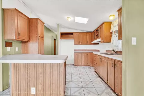 16600 Downey #31, Paramount, CA 90723 photo 5