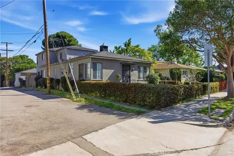 2117 Stewart St, Santa Monica, CA 90404
