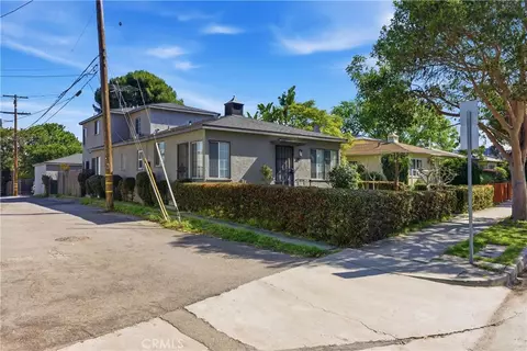 2117 Stewart St, Santa Monica, CA 90404