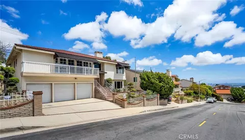 1628 Laraine Cir, San Pedro, CA 90732