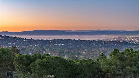 80 Saddleback, Rolling Hills, CA 90274 photo 4