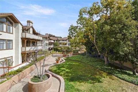 2571 Plaza Del Amo #209, Torrance, CA 90503