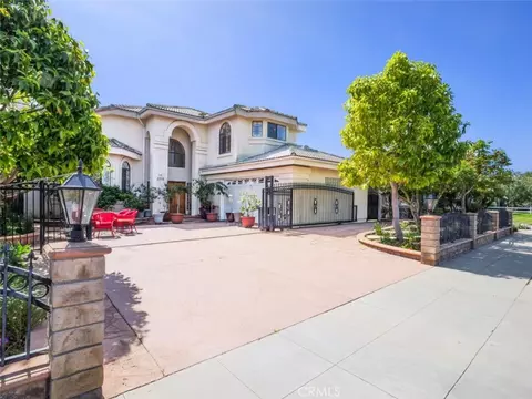 2318 W 154th St, Gardena, CA 90249