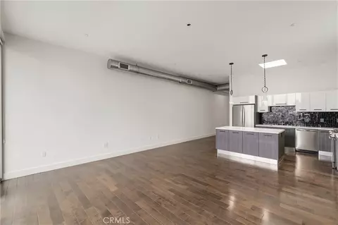 Living - 433 Pine #408, Long Beach, CA 90802 photo 7 of 8