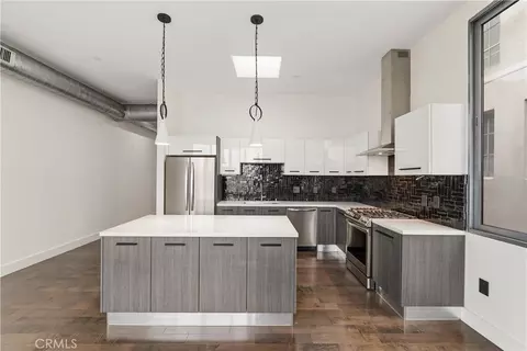 Kitchen - 433 Pine #408, Long Beach, CA 90802 photo 1 of 7