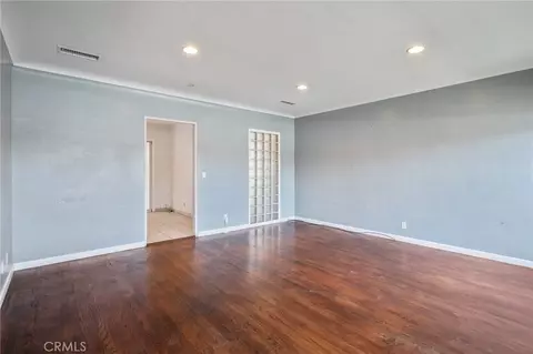 Living - 2736 E Jackson, Carson, CA 90810 photo 2 of 4
