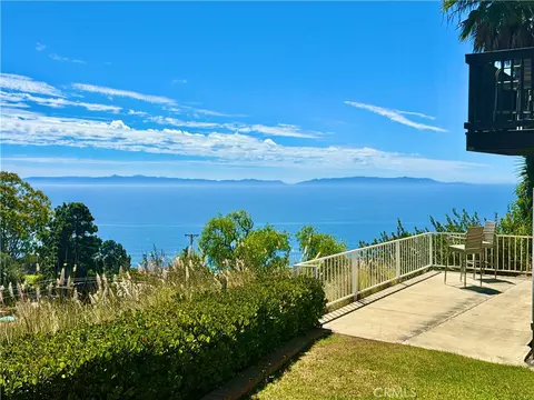 3608 Greve Dr, Rancho Palos Verdes, CA 90275
