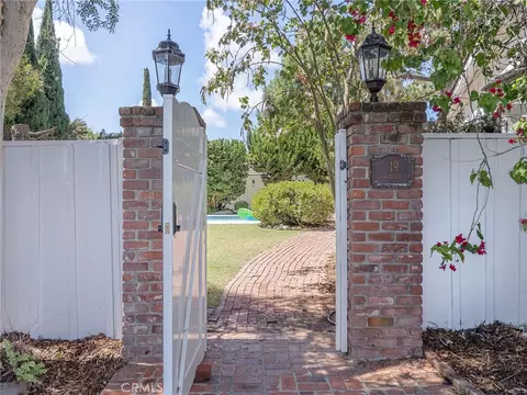 19 Strawberry Ln, Rolling Hills Estates, CA 90274