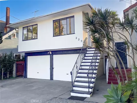 Exterior - 4124 E Broadway, Long Beach, CA 90803 photo 14 of 14