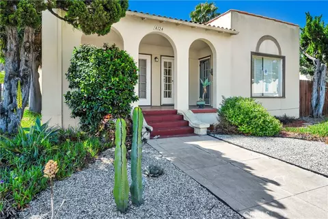 Exterior - 4124 E Broadway, Long Beach, CA 90803 photo 1 of 14
