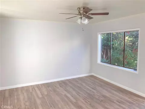 Living - 4124 E Broadway, Long Beach, CA 90803 photo 8 of 10