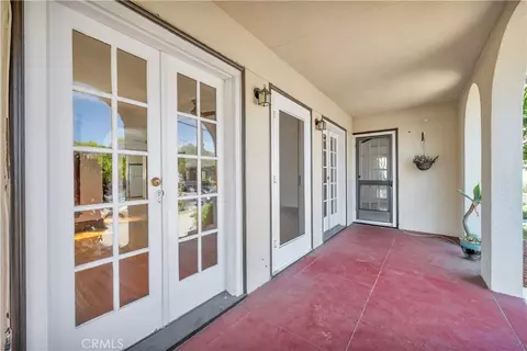 Exterior - 4124 E Broadway, Long Beach, CA 90803 photo 6 of 14