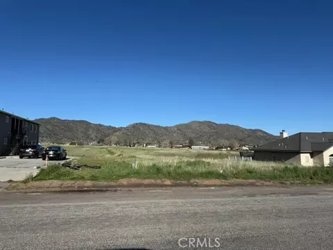 21727 Golden Star Blvd, Tehachapi, CA 93561
