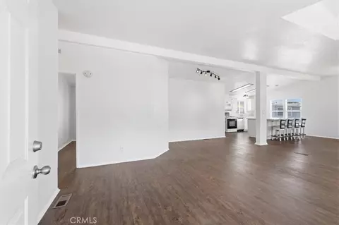 24200 Walnut St #35, Torrance, CA 90501