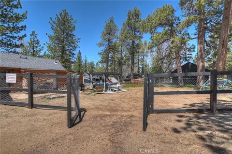 Exterior - 746 Talmadge Rd, Big Bear Lake, CA 92315 photo 9 of 14