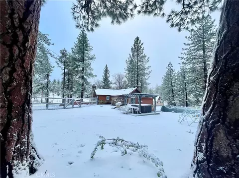 Exterior - 746 Talmadge Rd, Big Bear Lake, CA 92315 photo 12 of 13