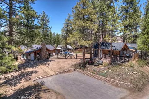 Exterior - 746 Talmadge Rd, Big Bear Lake, CA 92315 photo 3 of 13