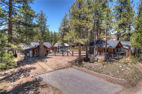 Exterior - 746 Talmadge Rd, Big Bear Lake, CA 92315 photo 3 of 14