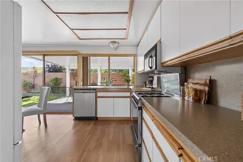 Kitchen - 24729 Neptune Ave, Carson, CA 90745 photo 1 of 3