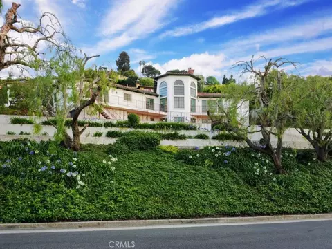 1 Yellow Brick Rd, Rancho Palos Verdes, CA 90275