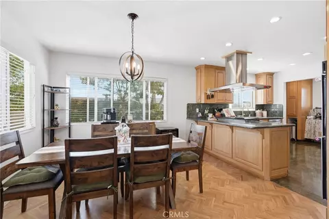 Dining - 525 E 246th, Carson, CA 90745 photo 1 of 1