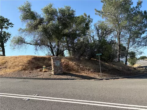 6 Oman Dr, Oroville, CA 95966