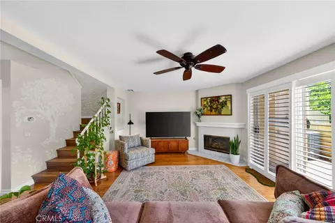 Living - 2731 Erringer #71, Simi Valley, CA 93065 photo 1 of 1