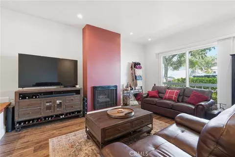 1710 Grant Ave #6, Redondo Beach, CA 90278