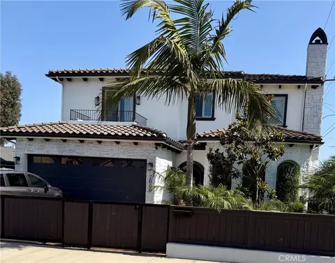2000 Robinson St W, Redondo Beach, CA 90278