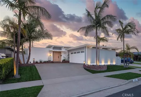 17391 Alta Vista Cir, Huntington Beach, CA 92647