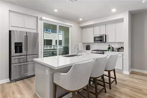1472 W Sunrise Ln, San Pedro, CA 90732