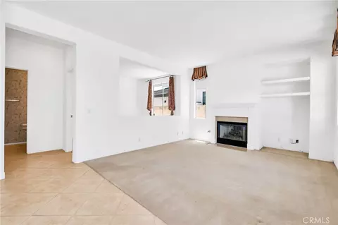 Living - 29032 Lockhaven, Menifee, CA 92584 photo 8 of 11
