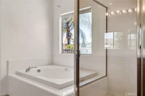 Bath - 29032 Lockhaven, Menifee, CA 92584 photo 3 of 5