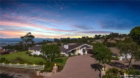 13 Buggy Whip Dr, Rolling Hills, CA 90274