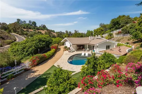 3 Poppy Trl, Rolling Hills, CA 90274