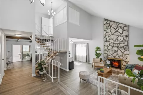 Entry Way - 332 W 231st St, Carson, CA 90745 photo 1 of 7