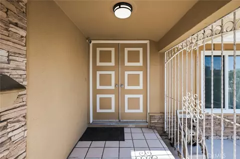 Entry Way - 332 W 231st St, Carson, CA 90745 photo 7 of 7