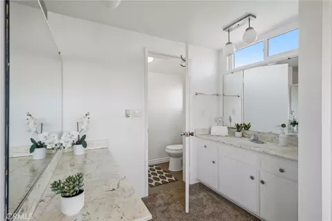 Bath - 332 W 231st St, Carson, CA 90745 photo 2 of 6
