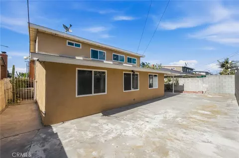 Exterior - 332 W 231st St, Carson, CA 90745 photo 6 of 11