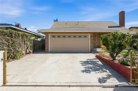 Exterior - 332 W 231st St, Carson, CA 90745 photo 8 of 11