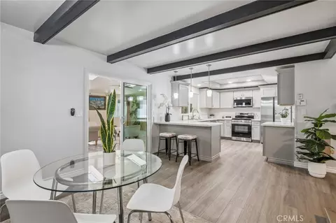 Dining - 332 W 231st St, Carson, CA 90745 photo 1 of 2