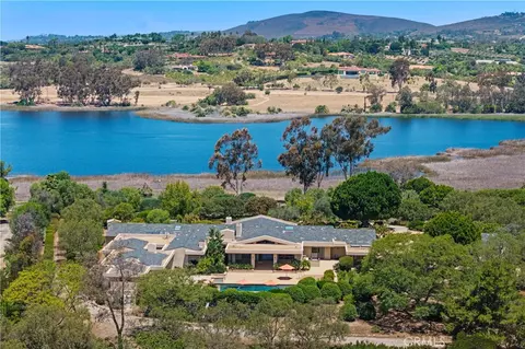 6533 Lago Lindo, Rancho Santa Fe, CA 92067