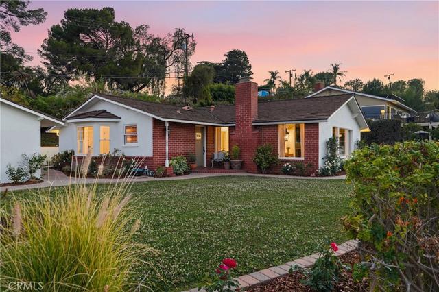 1 Stirrup Rd, Rancho Palos Verdes, CA 90275