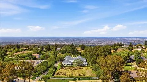 View/Area - 18 E Crest Rd, Rolling Hills, CA 90274 photo 3 of 3