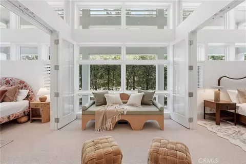 Bedroom - 18 E Crest Rd, Rolling Hills, CA 90274 photo 2 of 8