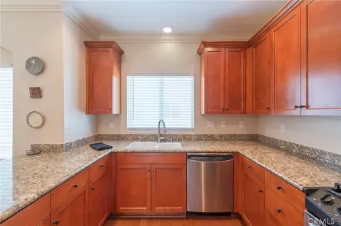 2106 Washington, Torrance, CA 90501